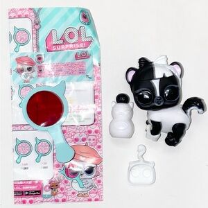 LOL Surprise Series 4 Eye Spy Pets Le Skunk